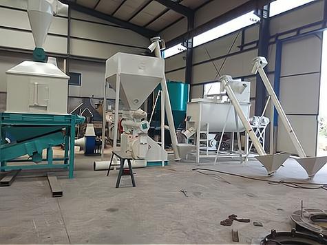 小型饲料加工厂投资10-20万元费用详解 涵盖哪些成本？